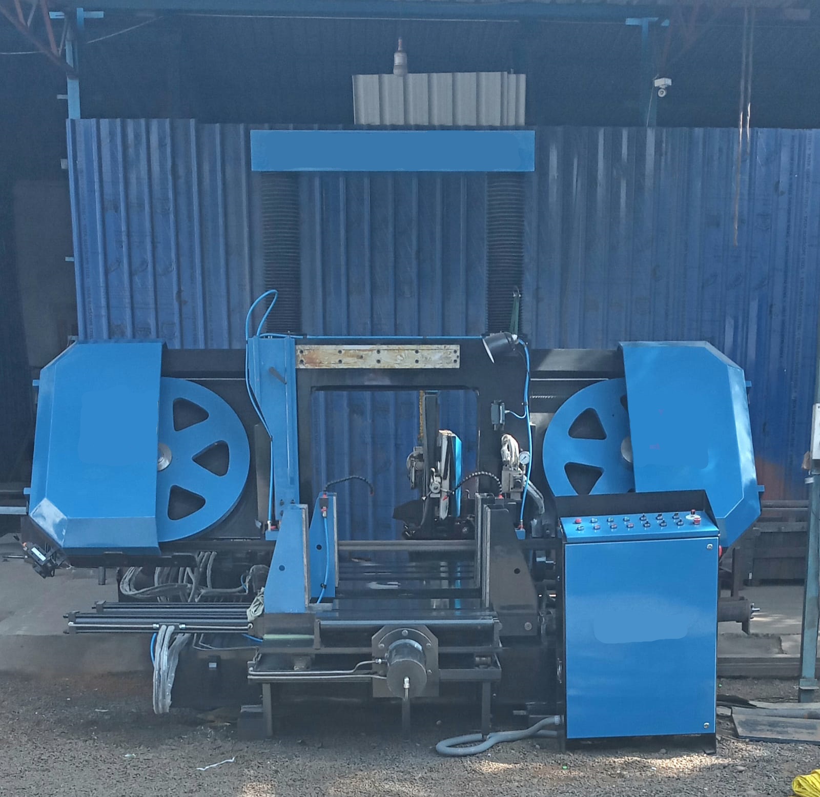Band Saw Machine
